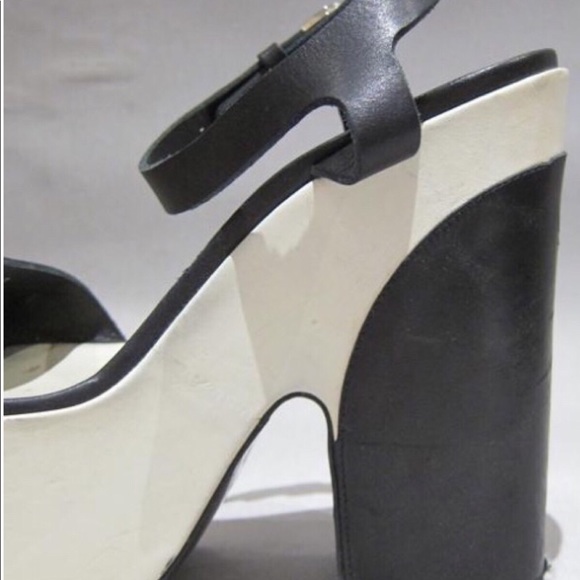 auth CHANEL size 38 BLOCK HEEL PLATFORM sandals - Picture 5 of 10